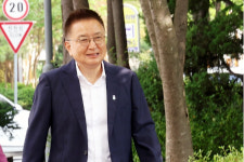 [속보]공수처, '돈거래 의혹' 김영환 충북지사 압수수색