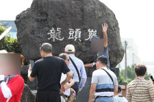 中 렌터카 운전 허용, 고민해보자…제주 간부 발언에 시끌[뉴스럽다]