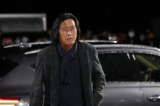 이창동, 24년 만에 베니스행…넷플릭스 '가능한 사랑' 황금사자상 경쟁