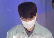'음주운전 5번' 배우 손승원 징역 2년…1심 형량 두 배로