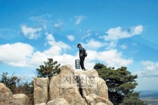 [조용섭의 산으路] 충남 홍성군 용봉산