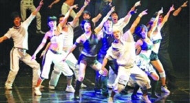 2008 돌아온 댄스뮤지컬 ‘사랑하면 춤을 춰라’
