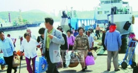 ‘섬 사람들의 귀성길’ 목포여객선터미널을 가다