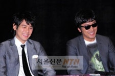 하정우 “日배우 사토시는 내게 보물이었다”