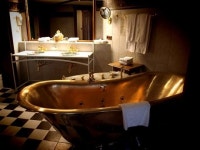 [단독]마이클 잭슨이 그린 자화상과 한국에 대한 연서(戀書), 국내에 있다