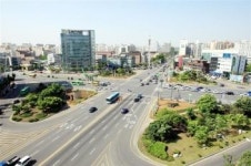30년만에 생긴 횡단보도