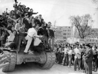 [4·19혁명 50주년] 피로 물든 그날의 함성…민주주의로 피어나다