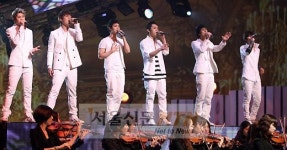 [NTN포토] 비스트, ‘오케스트라와 합동공연’