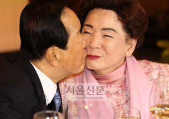 김영삼 前 대통령·손명순 여사 회혼식 열려