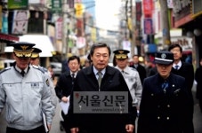 “초등학교 옆에 성매매업소… 학교 보내기 겁나요”