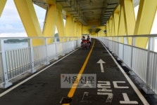 사내의 너른 가슴팍을 닮은…저 길끝, 거칠고 호방한 풍광들