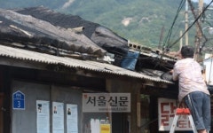 “천장 또 뜯겨 물 새… 보수는 무슨 그냥 살아야지”