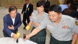 용사복싱앤킥다이어트 | [포토] 서울시청에서 열린 국군모범용사 방문행사