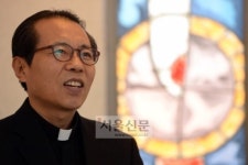 [임태순 선임기자의 5060 리포트] 차동엽 신부가 말하는 미래 노후 모델