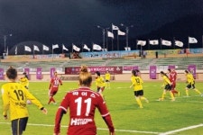 보은에선 월요일마다 여자축구를 본다는데… 동네 잔치하듯 놀다보니 90억이 덤이라네