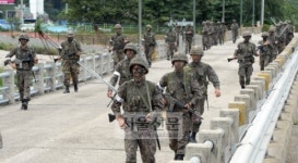 경계근무 후 무기 반납 않고 조준사격… 계획적 범죄 가능성
