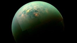   NASA, 태양빛 반사하는 타이탄 크라켄 바다 공개