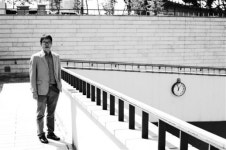 선명하게 잡아낸 詩語의 단선들