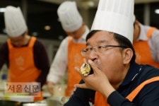 지금은 요리男 전성시대… 강남구청 ‘아빠요리교실’