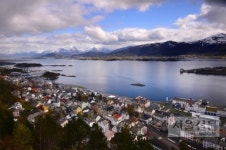 물길 따라 예술이 흐른다… Norway 또 다른 물의 도시 ‘올레순’