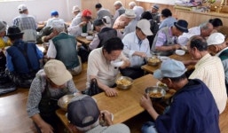 메르스 여파에 저소득층 위한 무료 급식소도....