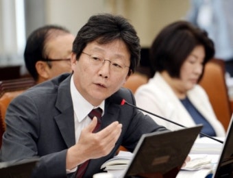 ‘이례적 비공개’ 與 최고·중진회의 유승민 거취 논란