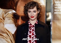 [포토] 배우 루이즈 보르고앙, ‘파리지엔느’의 등장