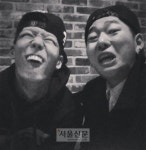 [EN스타그램] 지코-바비, 잘생김 거부샷 “얼굴 그렇게 쓸 거면 나 줘”