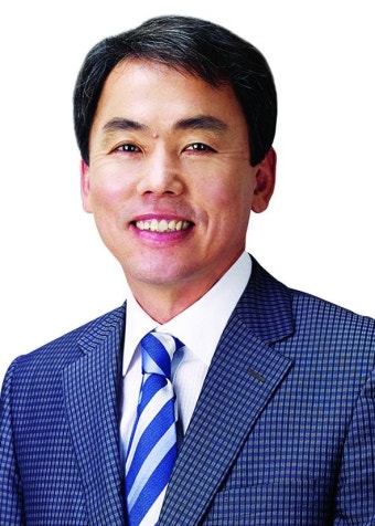 김현권 더민주 비례 순위 ‘1위’ 반전 “얼떨떨…농민 위해 일하겠다”