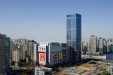 신도림테크노마트, 소년소녀가장 돕기 기부 행사