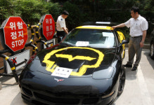 고급외제차 심야 폭주대회 시속 272㎞ ‘광란의 질주’