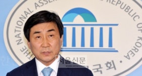 [서울포토] 이종걸, 당대표 출마 선언 기자회견