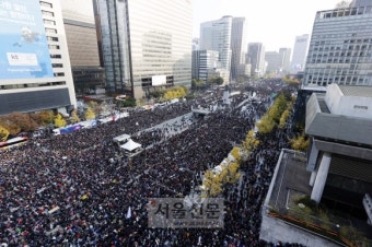 [서울포토] ‘광화문 집회’… 성난 시민들의 외침