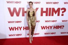 [포토] 조이 도이치, 시상식에 온 듯…반짝이는 금빛 드레스