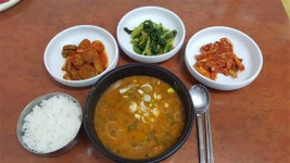 [김석동의 한끼 식사 행복] 추운 날씨의 보양메뉴 추어탕
