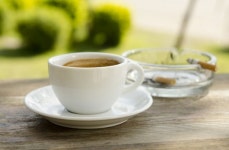 [알쏭달쏭+] 흡연자가 커피 더 많이 마시는 이유는?