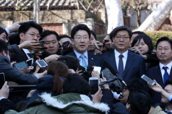 朴대통령 파면, 권성동 “헌재 결정에 무조건적 승복해야”
