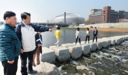 [현장 행정] ‘쉼표로 통하다’…구로 ‘징검다리 행정’의 봄