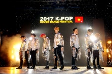 [서울포토] ‘슈퍼노바팀’ 2017 케이팝 커버댄스 페스티벌 우승