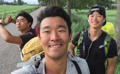 벼랑 끝 청춘 삽질 시작… ‘파밍 보이즈’ 티저 예고편