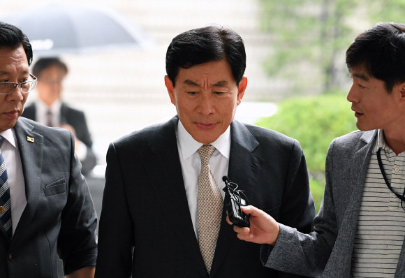 용산구청장 박희영, 이태원 참사 부실 대응 혐의로 징역 7년