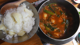 [손원천 기자의 호모나들이쿠스] 붉은 절정, 일러 무삼하리오