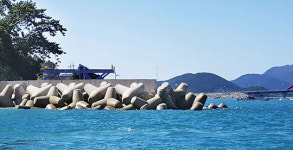 [현장 플러스] “방파제 공사 지연으로 어민 안전 우려”