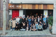 홍대앞 라이브클럽 제비다방의 세 번째 앨범