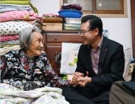 [현장 행정] “한끼부터 챙긴다”  흙수저의 복지학