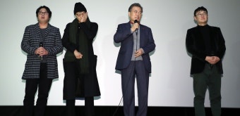 영화 ‘1987’ 관람한 문재인 대통령은 한동안 입을 떼지 못했다