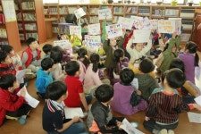 아토피 치유ㆍ연극 특화… 폐교 위기  ‘대구 작은 학교 ’ 행복 찾다