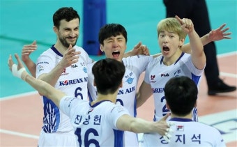 대한항공, 삼성화재 잡고 프로배구 PO 승부 원점으로