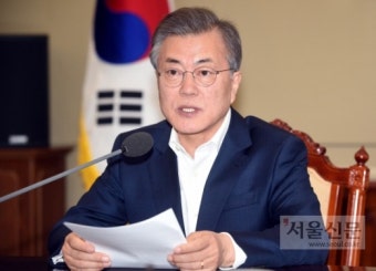 문 대통령 “상황 따라 남북미 3국 정상회담 이어질 수도”