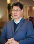 통일연구원장에 김연철 교수